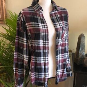 Kiara maroon and black flannel